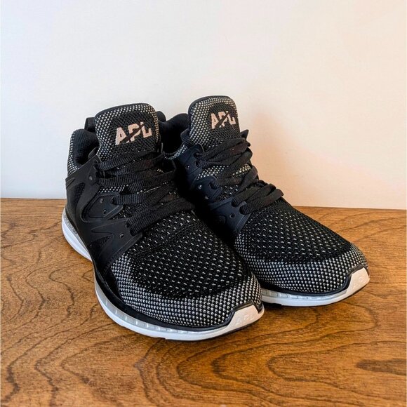 APL Ascend Women’s Size 7 / EU 37 Black White Sneakers –EXCELLENT COND. - Picture 1 of 15